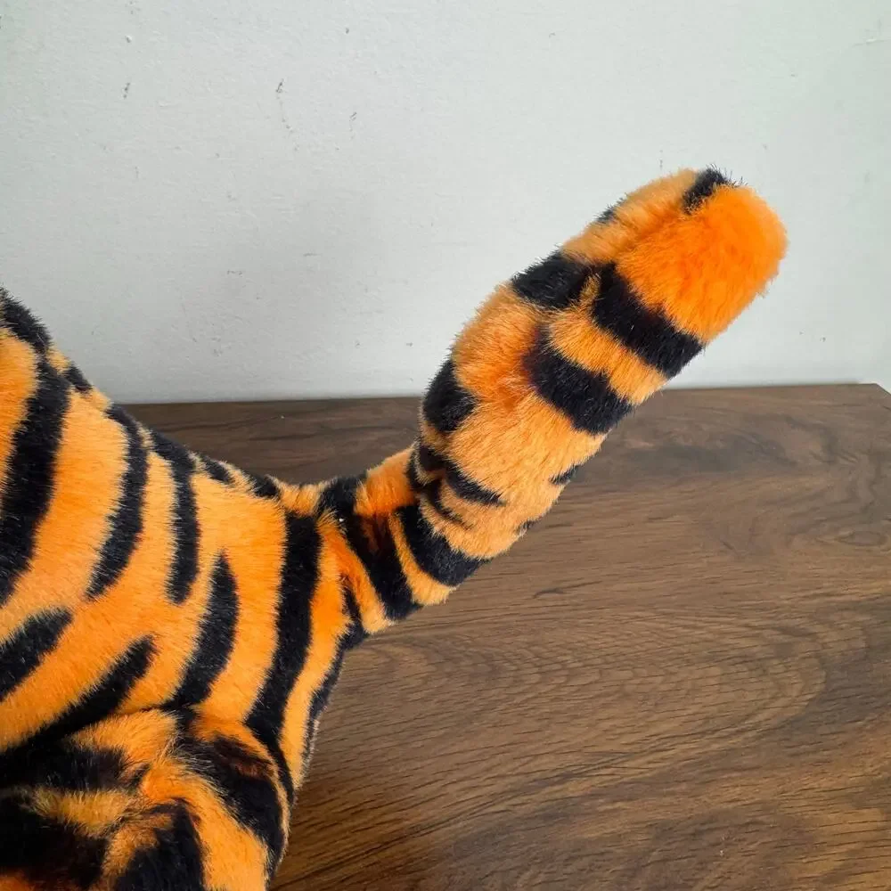 Vintage‎ Tigger Plush Disney Parks Disneyland Walt Disney World 13”